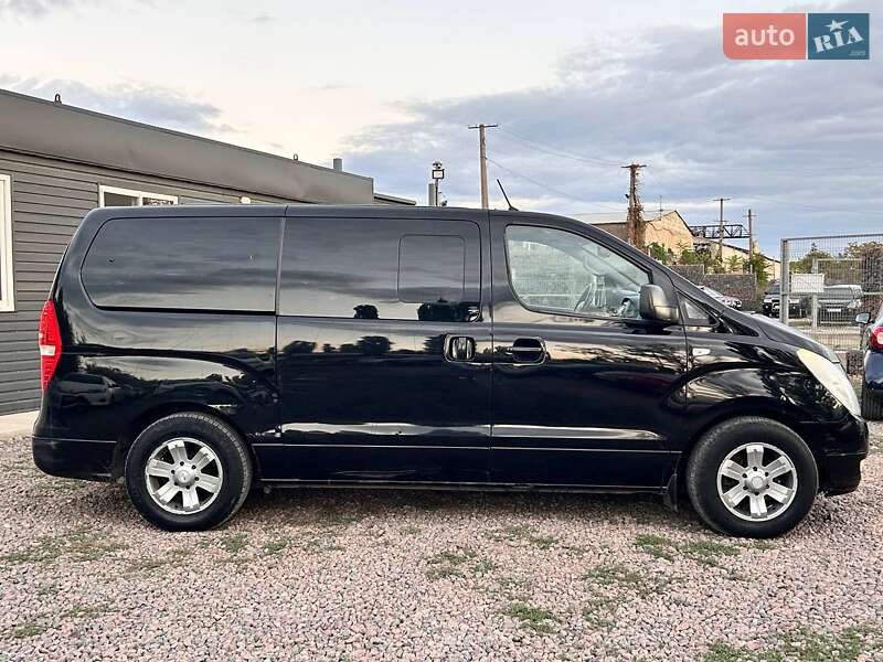 Минивэн Hyundai H-1 2012 в Одессе
