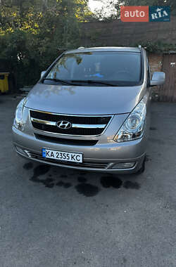 Мінівен Hyundai H-1 2012 в Житомирі