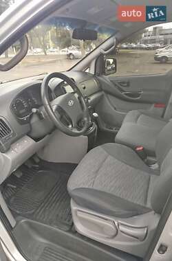 Минивэн Hyundai H-1 2008 в 