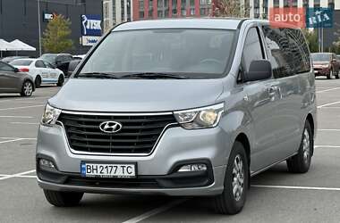 Минивэн Hyundai H-1 2019 в Киеве