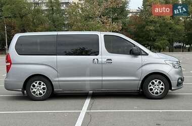 Мінівен Hyundai H-1 2019 в 