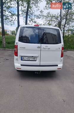 Минивэн Hyundai H-1 2008 в 