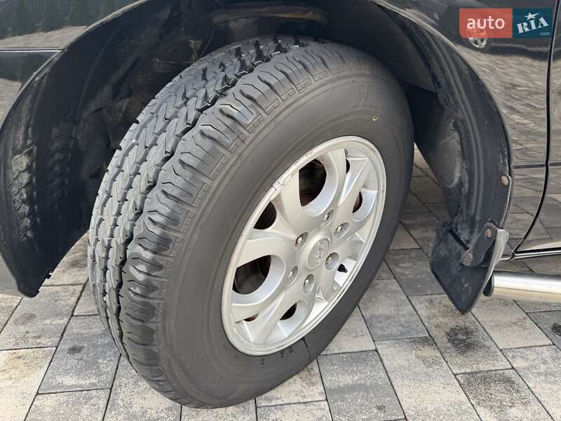 Мінівен Hyundai H-1 2011 в Ковелі