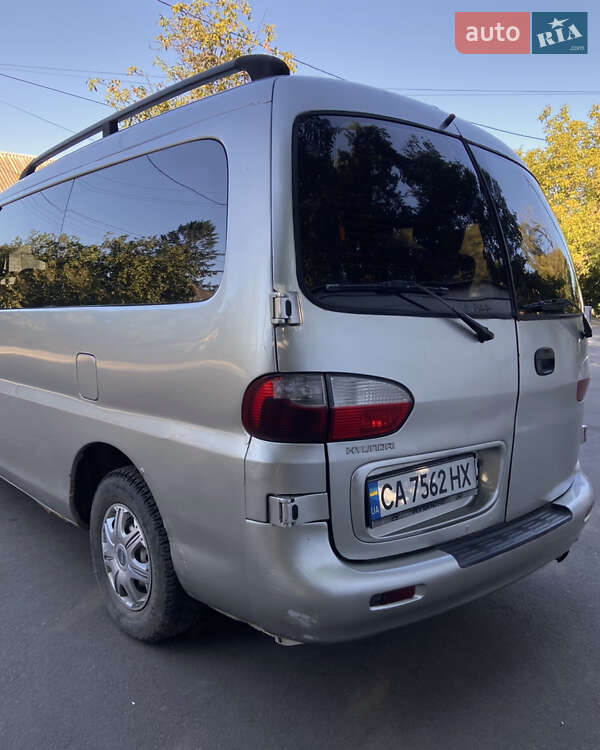 Мінівен Hyundai H-1 2002 в Одесі