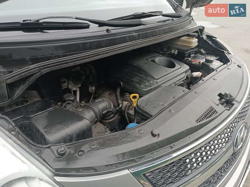 Минивэн Hyundai H-1 2010 в Измаиле