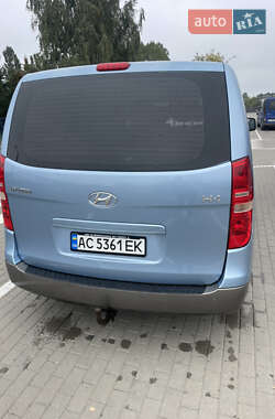 Минивэн Hyundai H-1 2008 в 