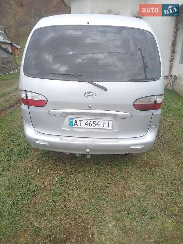 Минивэн Hyundai H-1 2007 в Косове