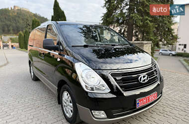 Мінівен Hyundai H-1 2016 в 