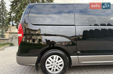 Мінівен Hyundai H-1 2016 в 