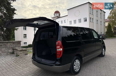 Мінівен Hyundai H-1 2016 в 