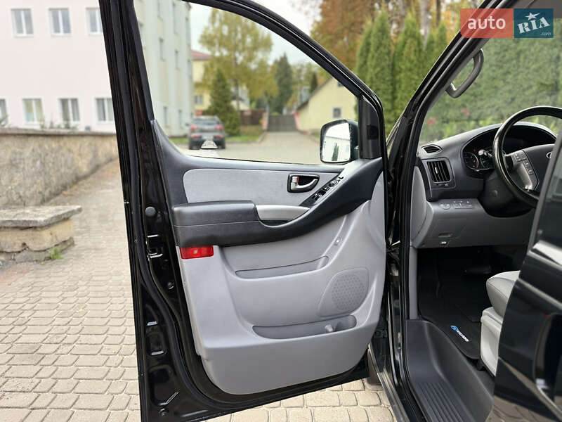 Мінівен Hyundai H-1 2016 в Тернополі