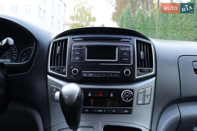 Мінівен Hyundai H-1 2016 в Тернополі