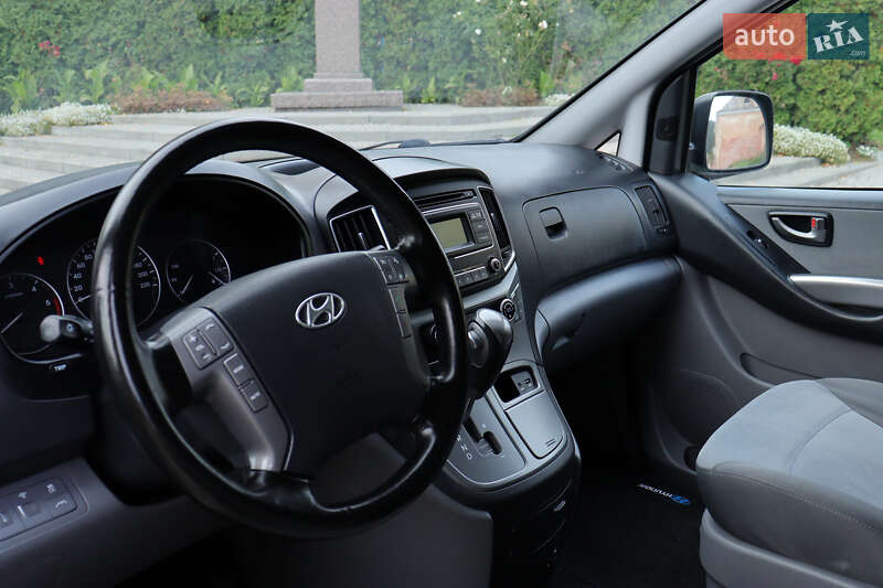 Мінівен Hyundai H-1 2016 в Тернополі