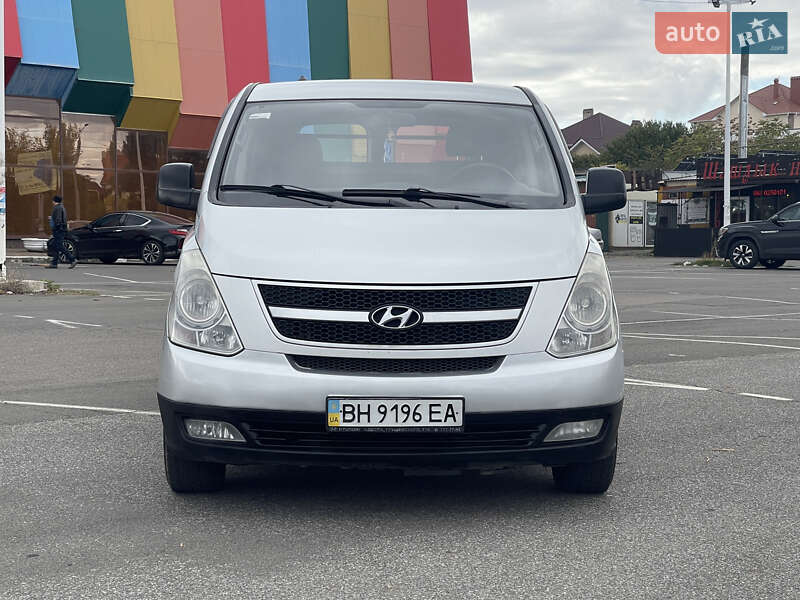 Грузовой фургон Hyundai H-1 2008 в Одессе