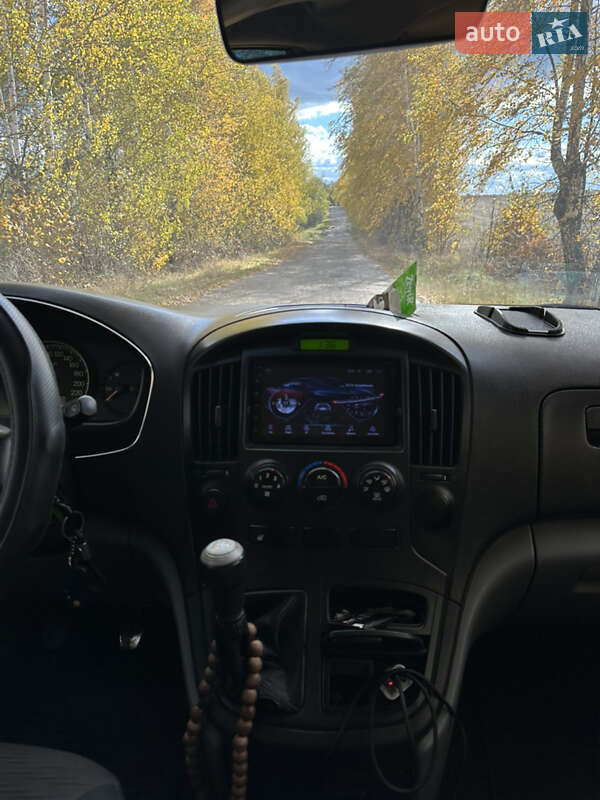 Мінівен Hyundai H-1 2008 в Бару фото 21 Мінівен Hyundai H-1 2008 в Бару