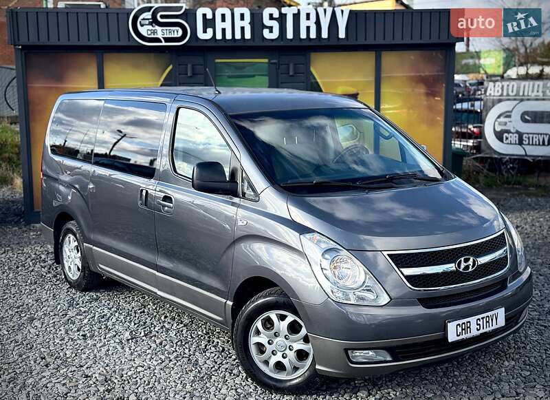 Мінівен Hyundai H-1 2011 в Стрию