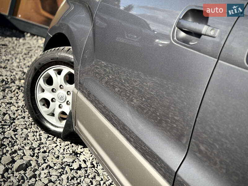 Мінівен Hyundai H-1 2011 в Стрию