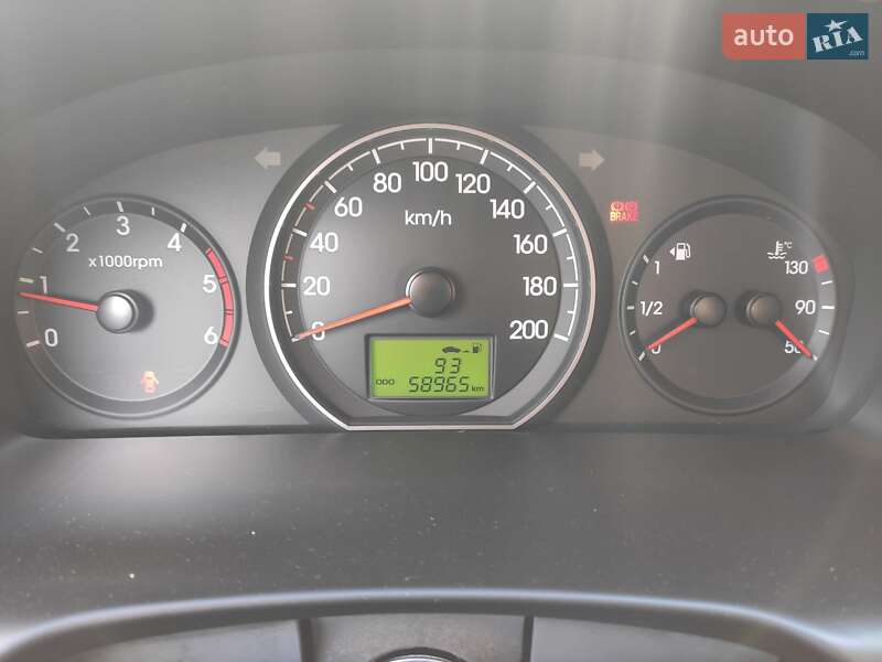 Мінівен Hyundai H-1 2014 в Запоріжжі фото 16 Мінівен Hyundai H-1 2014 в Запоріжжі