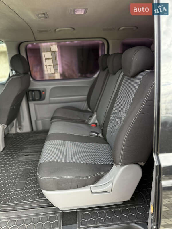 Мінівен Hyundai H-1 2011 в Львові фото 25 Мінівен Hyundai H-1 2011 в Львові