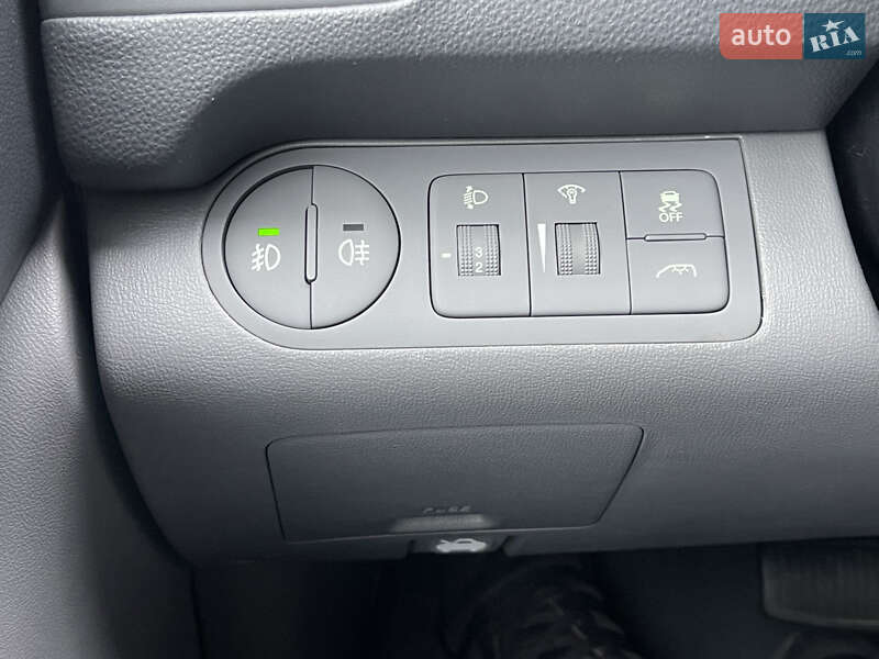 Мінівен Hyundai H-1 2015 в Тернополі фото 50 Мінівен Hyundai H-1 2015 в Тернополі