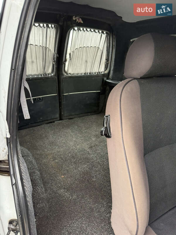 Мінівен Hyundai H-1 2004 в Кропивницькому