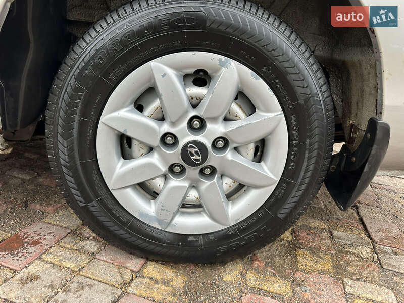 Мінівен Hyundai H-1 2005 в Одесі фото 9 Мінівен Hyundai H-1 2005 в Одесі