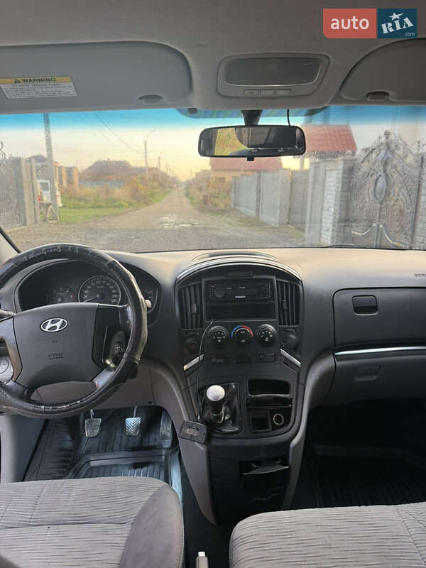 Мінівен Hyundai H-1 2008 в Виноградові фото 18 Мінівен Hyundai H-1 2008 в Виноградові