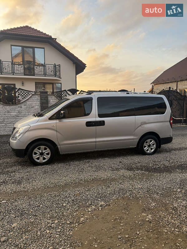 Мінівен Hyundai H-1 2008 в Виноградові фото 20 Мінівен Hyundai H-1 2008 в Виноградові