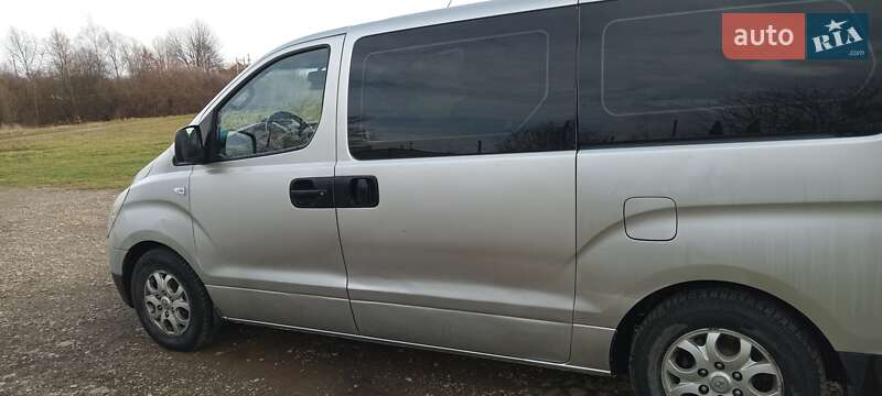 Минивэн Hyundai H-1 2008 в Коломые