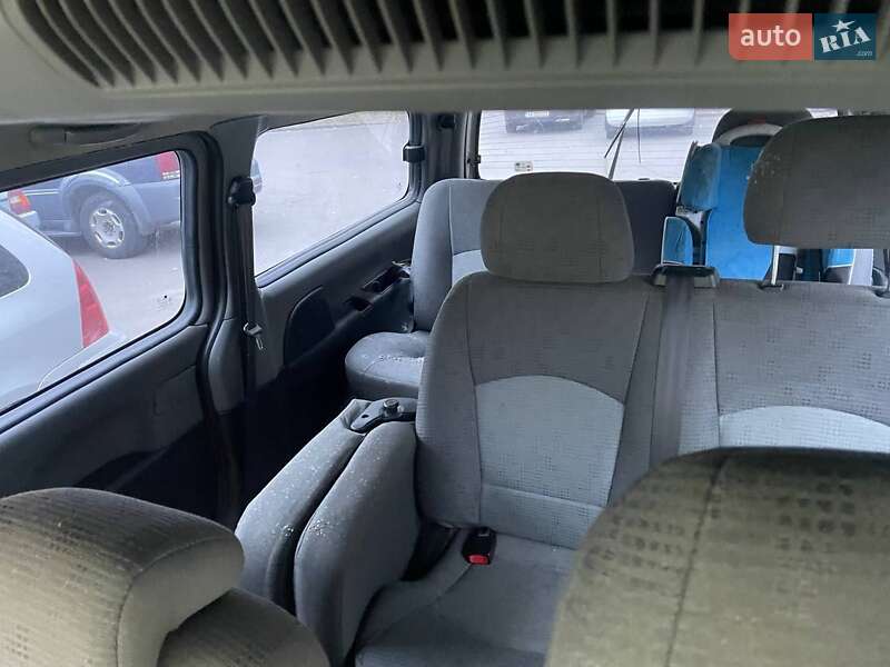 Минивэн Hyundai H-1 2007 в Надворной