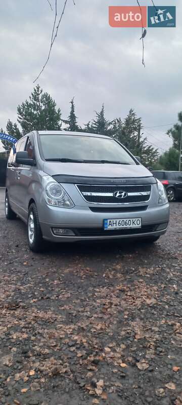 Минивэн Hyundai H-1 2012 в Славянске фото Минивэн Hyundai H-1 2012 в Славянске