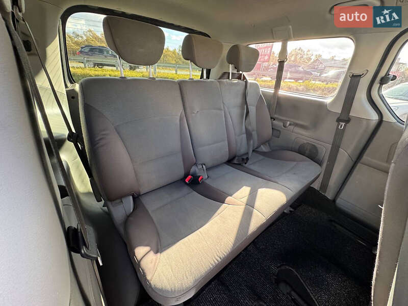 Мінівен Hyundai H-1 2011 в Стрию