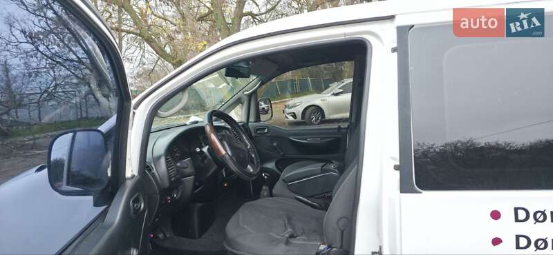 Грузовой фургон Hyundai H-1 2004 в Одессе