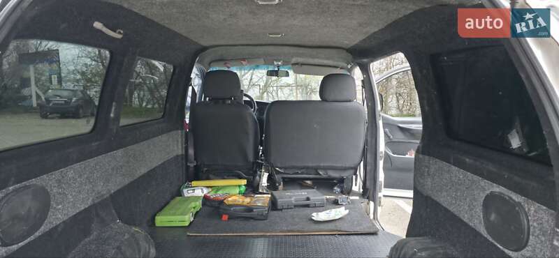 Грузовой фургон Hyundai H-1 2004 в Одессе