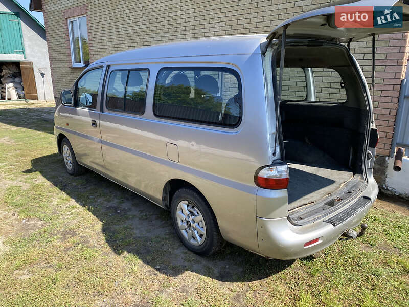 Минивэн Hyundai H-1 2005 в Луцке