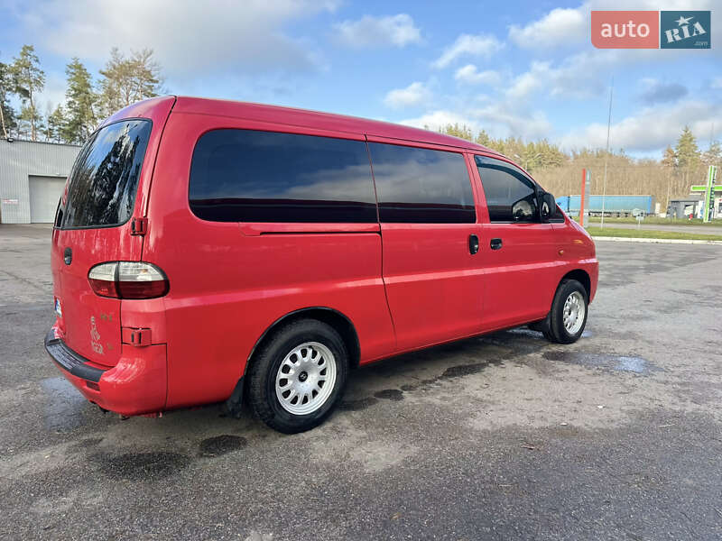 Минивэн Hyundai H-1 2005 в Харькове