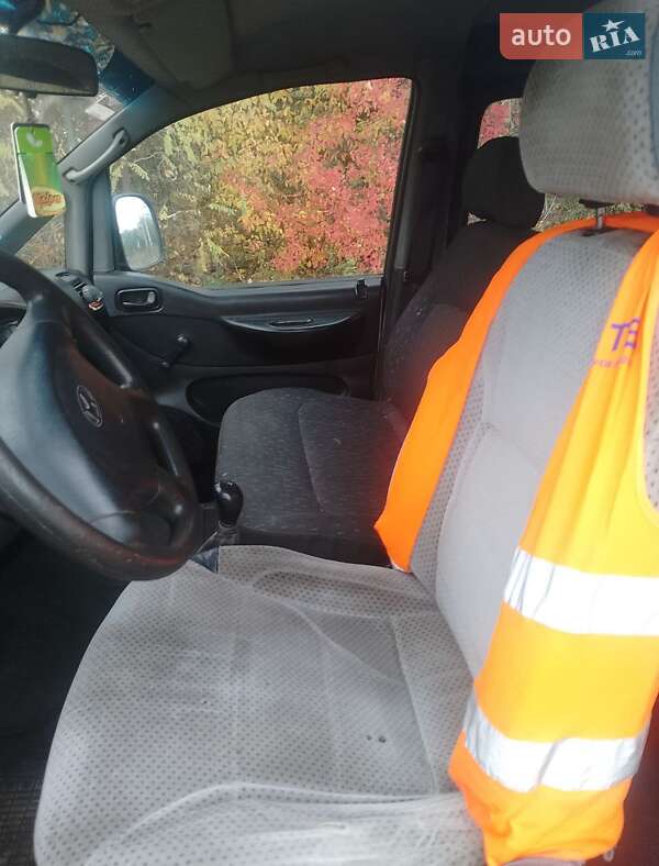 Минивэн Hyundai H-1 2000 в Чернигове