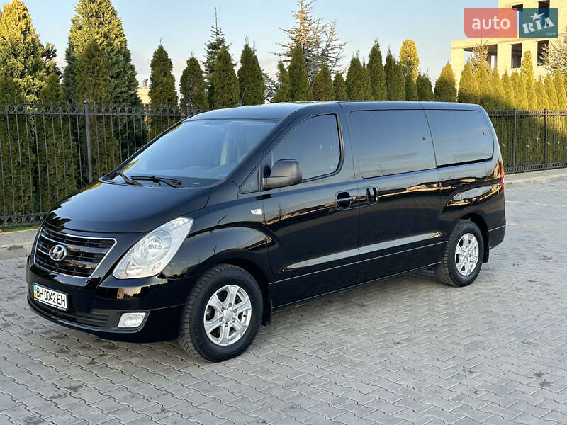 Минивэн Hyundai H-1 2012 в Одессе
