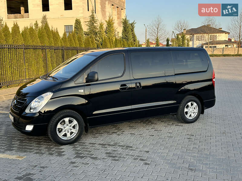 Hyundai H-1 2012