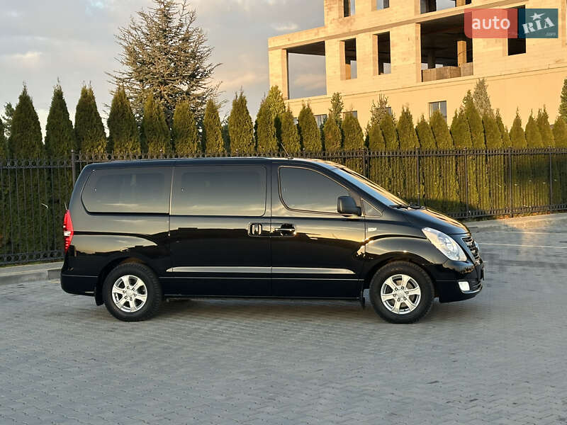 Минивэн Hyundai H-1 2012 в Одессе