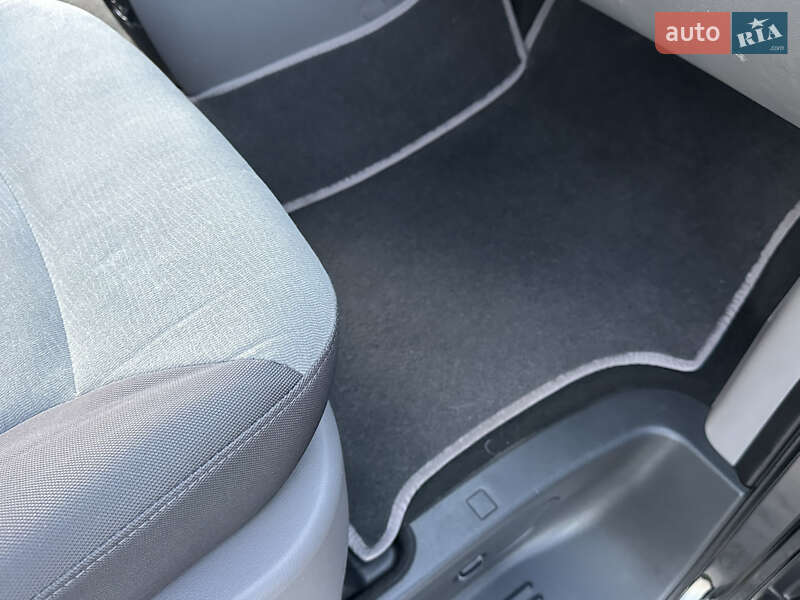 Минивэн Hyundai H-1 2012 в Одессе