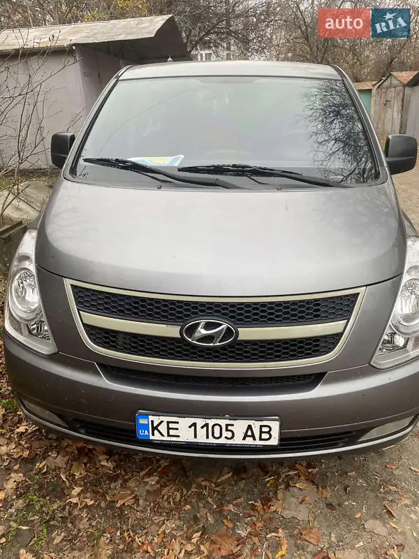 Hyundai H-1