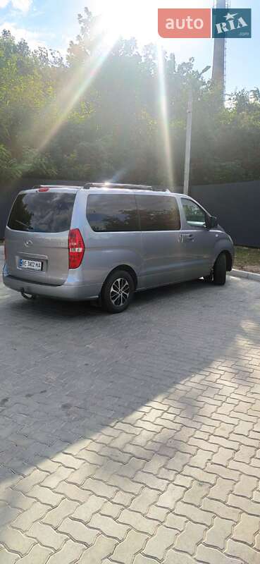 Минивэн Hyundai H-1 2012 в Николаеве