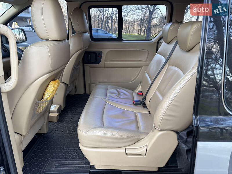 Минивэн Hyundai H-1 2013 в Одессе