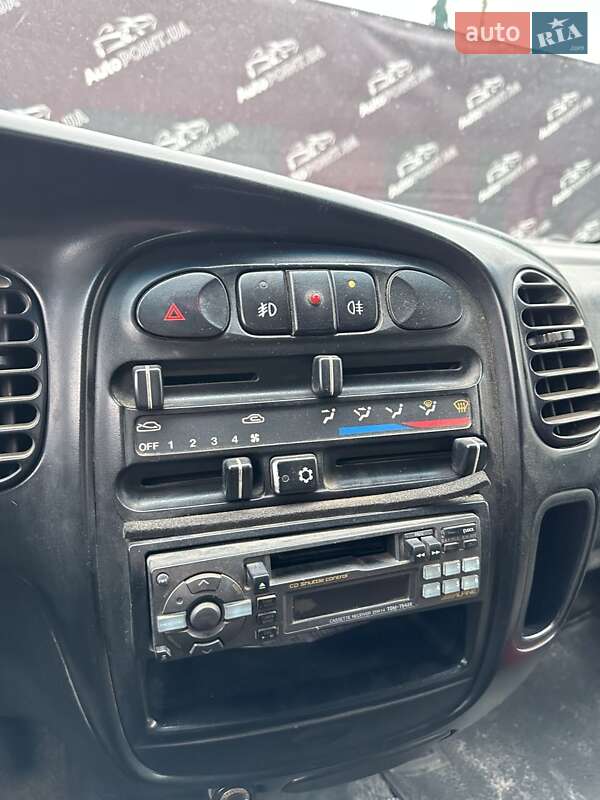 Минивэн Hyundai H-1 1999 в Сумах