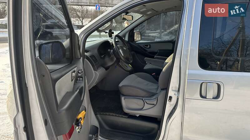 Минивэн Hyundai H-1 2012 в Лубнах