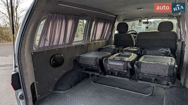 Минивэн Hyundai H-1 2004 в Ровно