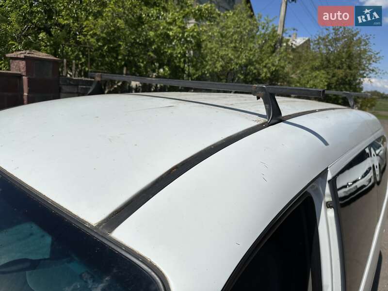 Минивэн Hyundai H-1 2006 в Остроге