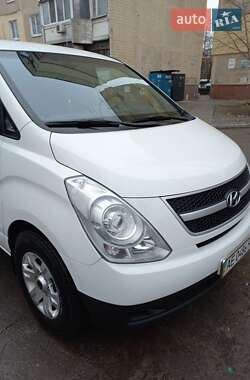 Минивэн Hyundai H-1 2012 в Днепре