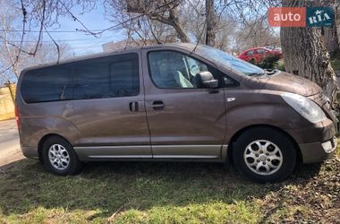 Минивэн Hyundai H-1 2014 в Одессе